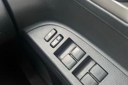 2012 Toyota Kluger KX-R