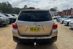 2012 Toyota Kluger KX-R