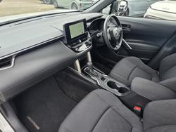 2024 Toyota Corolla Cross GX 2WD Hybrid