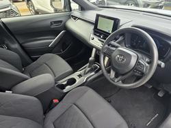 2024 Toyota Corolla Cross GX 2WD Hybrid