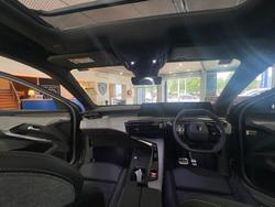 2025 Peugeot 3008 GT Premium Hybrid