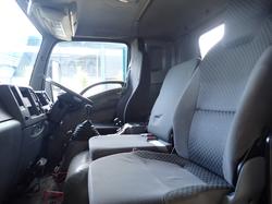 2011 ISUZU FRR 600