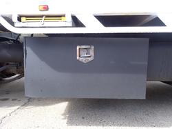 2011 ISUZU FRR 600