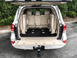 2020 Toyota Landcruiser VX