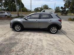 2024 KIA STONIC S