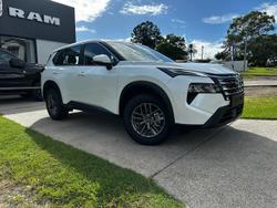 2026 Nissan X-TRAIL ST