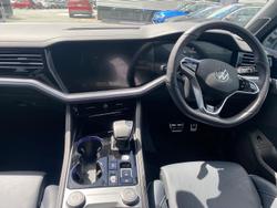 2023 Volkswagen Touareg 210TDI R-Line