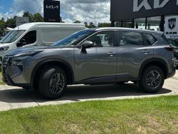 2026 Nissan X-TRAIL ST T33 MY26 Gun Metallic