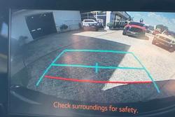 2025 Toyota Hilux SR