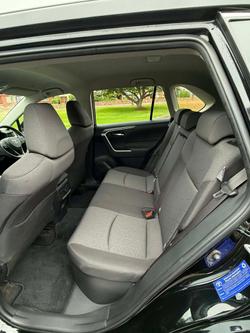 2024 Toyota RAV4 GXL