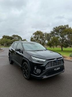2024 Toyota RAV4 GXL