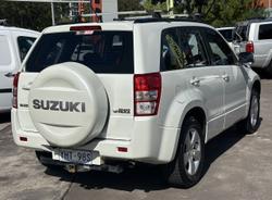 2011 Suzuki Grand Vitara (4x4)