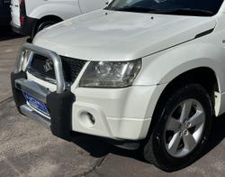 2011 Suzuki Grand Vitara (4x4)