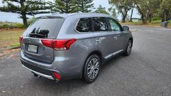 2016 Mitsubishi Outlander Exceed