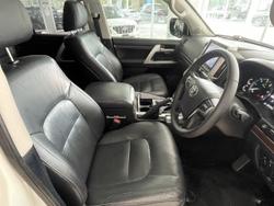 2019 Toyota Landcruiser VX