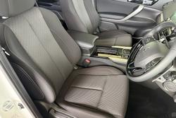2024 Mitsubishi Eclipse Cross PHEV ES