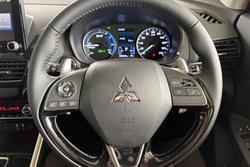 2024 Mitsubishi Eclipse Cross PHEV ES