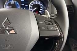 2024 Mitsubishi Eclipse Cross PHEV ES