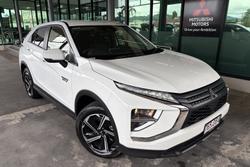 2024 Mitsubishi Eclipse Cross PHEV ES