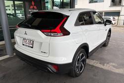 2024 Mitsubishi Eclipse Cross PHEV ES