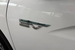 2024 Mitsubishi Eclipse Cross PHEV ES