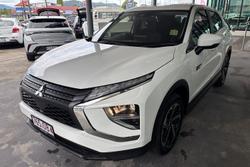 2024 Mitsubishi Eclipse Cross PHEV ES