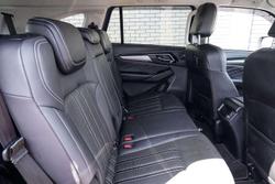 2021 Isuzu MU-X LS-T