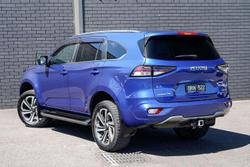 2021 Isuzu MU-X LS-T