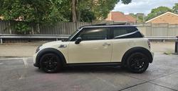 2013 MINI Hatch Cooper D Baker Street R56 LCI Pepper White