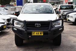 2022 Toyota Hilux SR