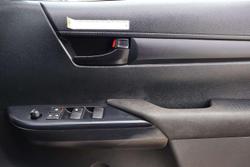 2022 Toyota Hilux SR