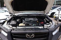 2022 Toyota Hilux SR