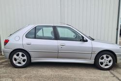 2000 Peugeot 306 XT