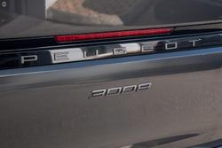 2025 Peugeot 3008 GT Premium Hybrid