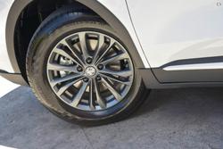 2025 MG ZS Vibe ZS32 MY25.5 Dover White