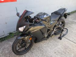 Honda 2015 Honda 300cc CBR300RFUSE BLACK