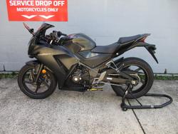 Honda 2015 Honda 300cc CBR300RFUSE BLACK