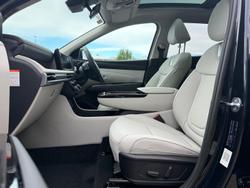 2026 Hyundai Tucson Hybrid Premium