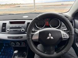 2010 Mitsubishi Lancer ES