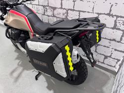 2021 Moto Guzzi V85 TT Travel V85 Beige