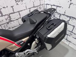 2021 Moto Guzzi V85 TT Travel V85 Beige