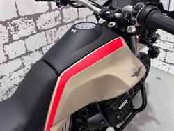 2021 Moto Guzzi V85 TT Travel V85 Beige