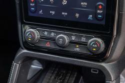 2023 Ford Everest Platinum