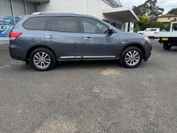 2013 Nissan Pathfinder ST-L