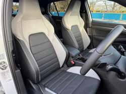 2025 Volkswagen Golf 110TSI R-Line