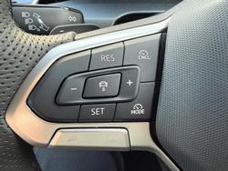 2025 Volkswagen Golf 110TSI R-Line