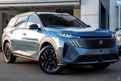 2025 Peugeot 5008 GT Premium Hybrid