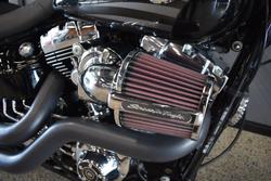 2017 HARLEY-DAVIDSON FXSB SOFTAIL BREAKOUT