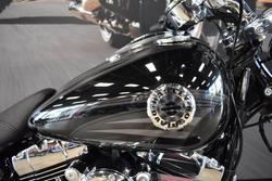2017 HARLEY-DAVIDSON FXSB SOFTAIL BREAKOUT