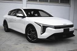 2025 Kia K4 S